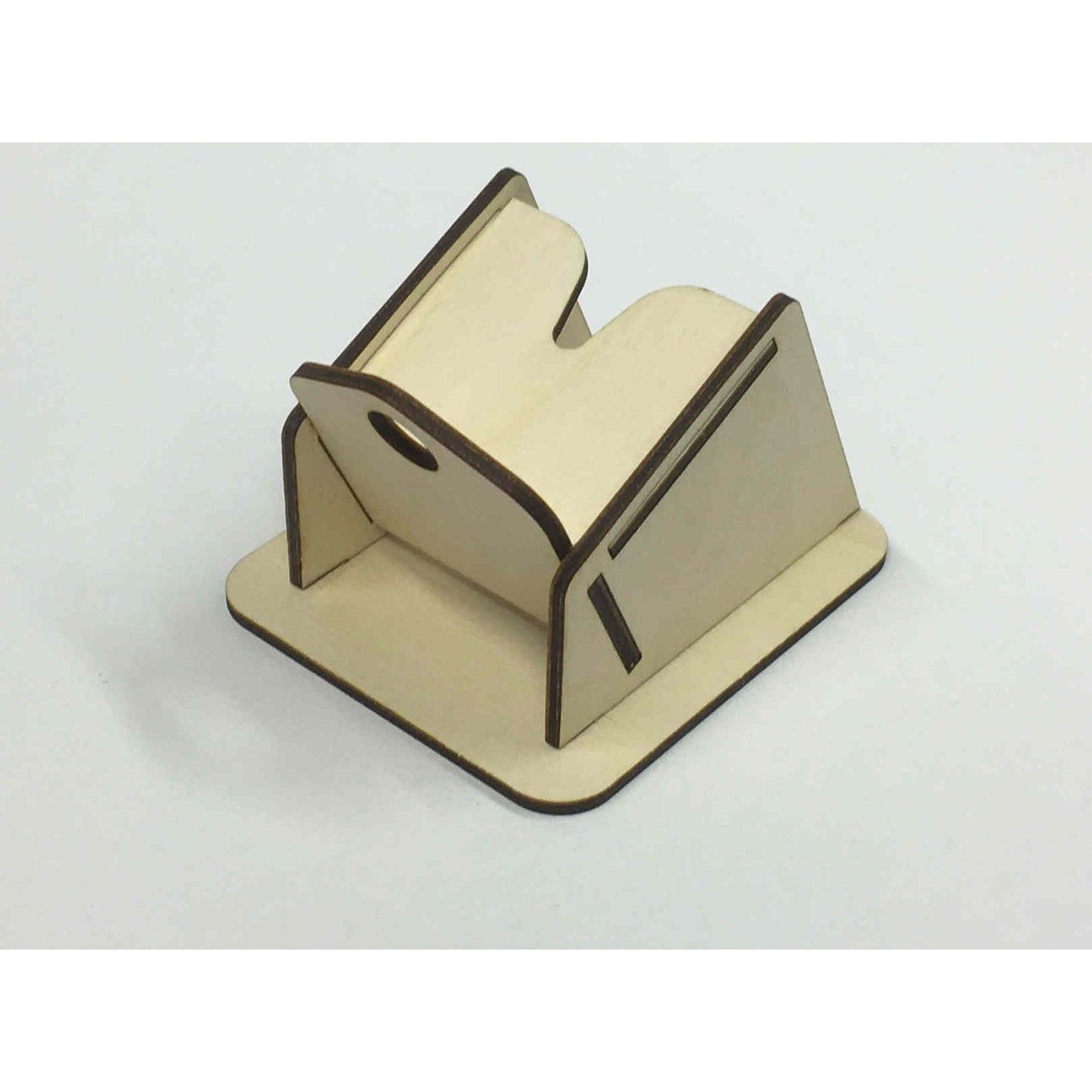 Halter für Airbrush von Holzdeko-Lasercut-Gravur, aus Holz gefertigt, zeigt das Produkt in einer klaren, detailreichen Ansicht