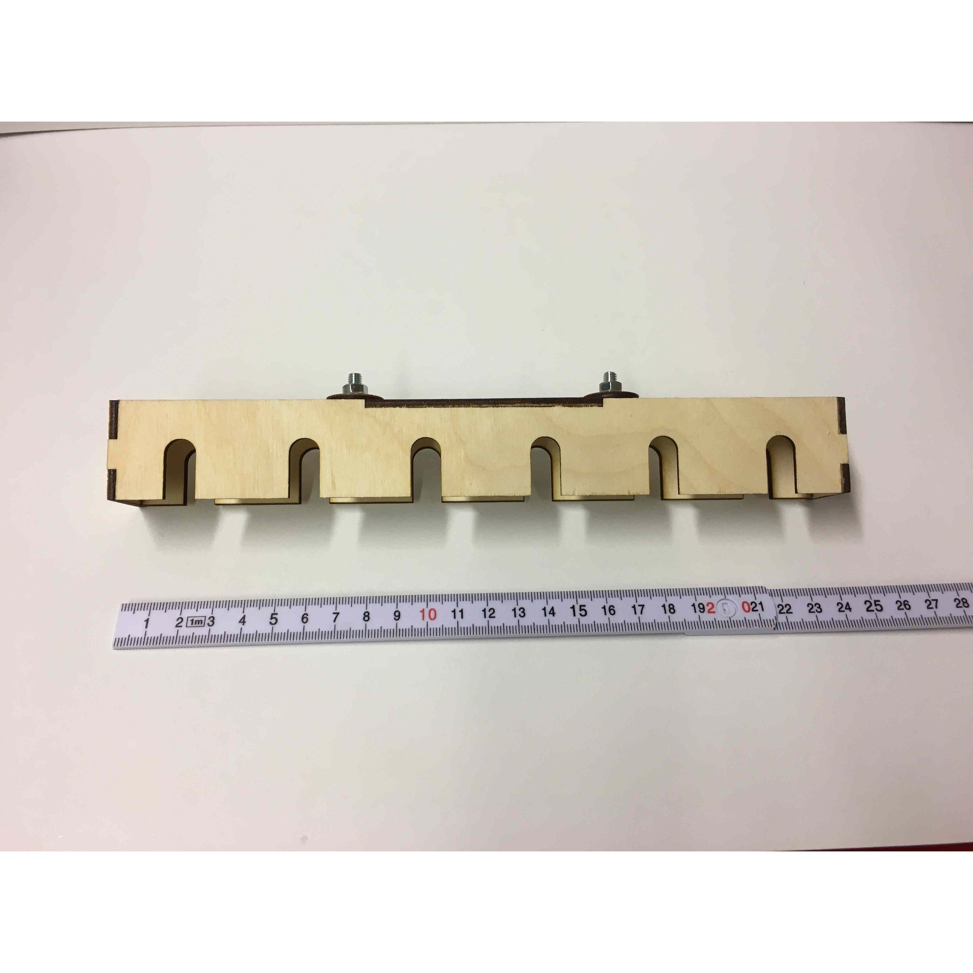 Holzdeko-Lasercut-Gravur Schraubendreher-Halter für Küpper Skadis Pegboard, aus Holz gefertigt, mit mehreren Schraubendreher-Positionen